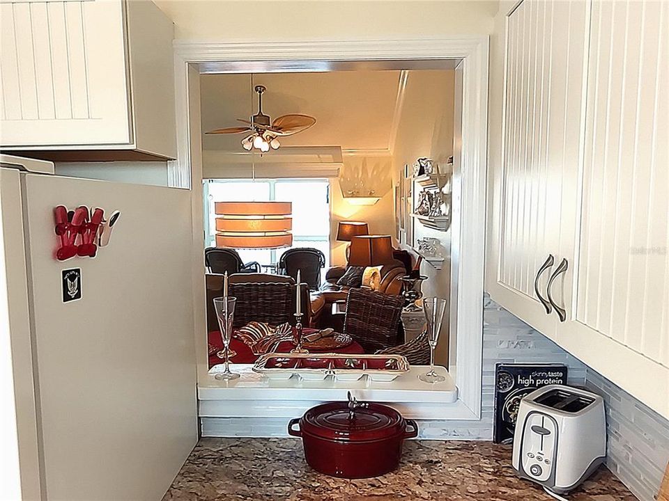 En Venta: $319,900 (2 camas, 2 baños, 1096 Pies cuadrados)