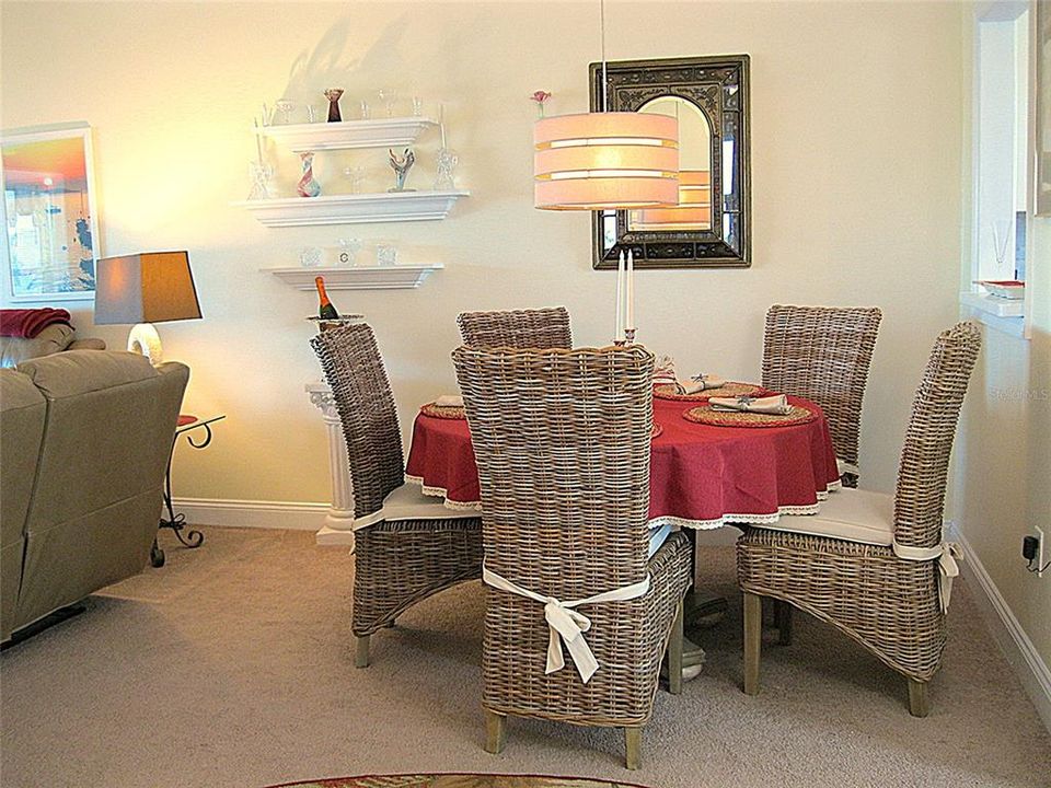 En Venta: $319,900 (2 camas, 2 baños, 1096 Pies cuadrados)