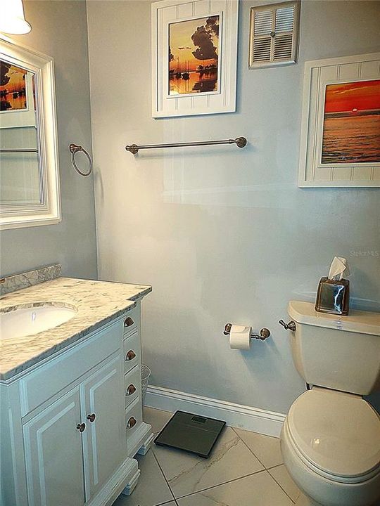 En Venta: $319,900 (2 camas, 2 baños, 1096 Pies cuadrados)