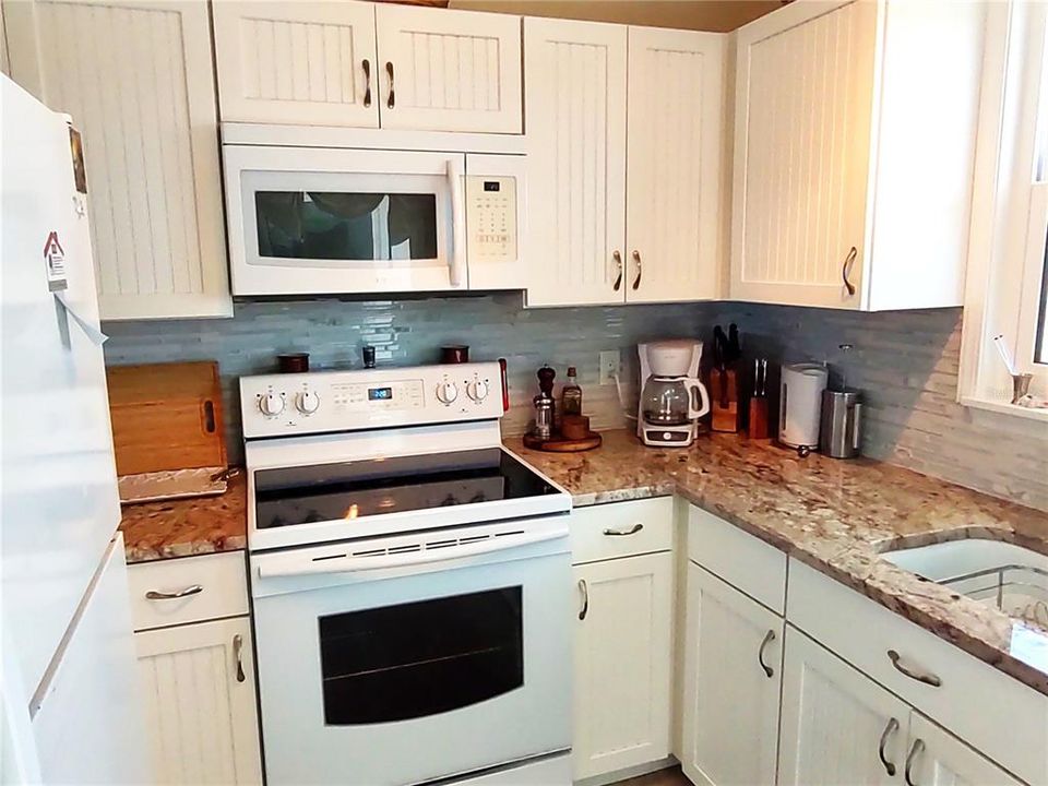 En Venta: $319,900 (2 camas, 2 baños, 1096 Pies cuadrados)