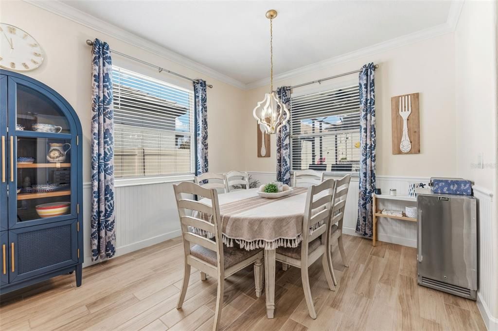 Active With Contract: $2,750 (2 beds, 2 baths, 1968 Square Feet)