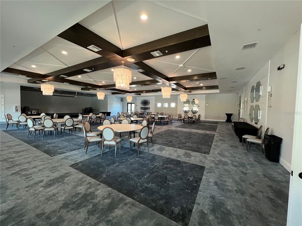 Active With Contract: $2,750 (2 beds, 2 baths, 1968 Square Feet)