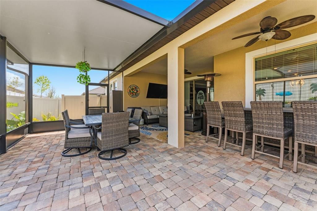 Active With Contract: $2,750 (2 beds, 2 baths, 1968 Square Feet)