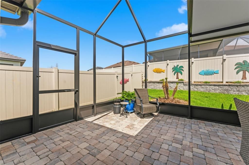Active With Contract: $2,750 (2 beds, 2 baths, 1968 Square Feet)