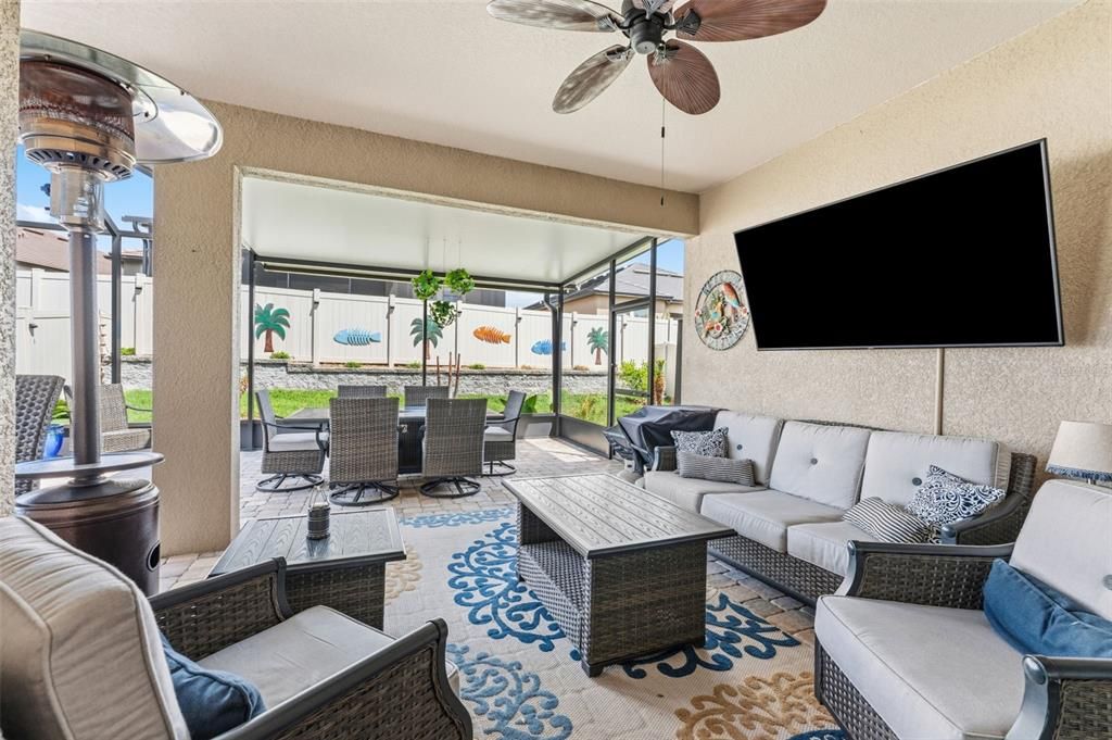 Active With Contract: $2,750 (2 beds, 2 baths, 1968 Square Feet)