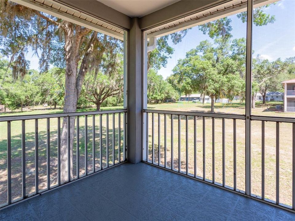 For Rent: $1,600 (2 beds, 2 baths, 1600 Square Feet)