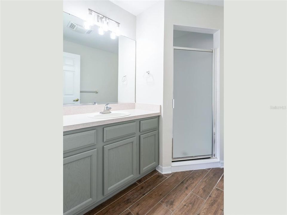 For Rent: $1,600 (2 beds, 2 baths, 1600 Square Feet)