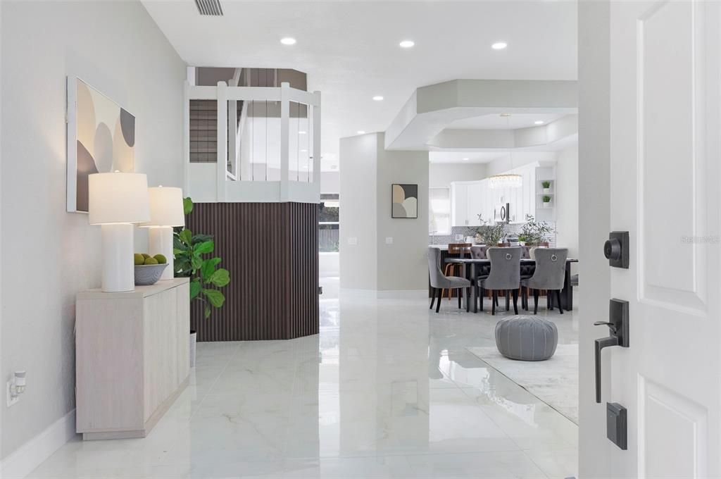 Activo con contrato: $550,000 (5 camas, 3 baños, 3033 Pies cuadrados)
