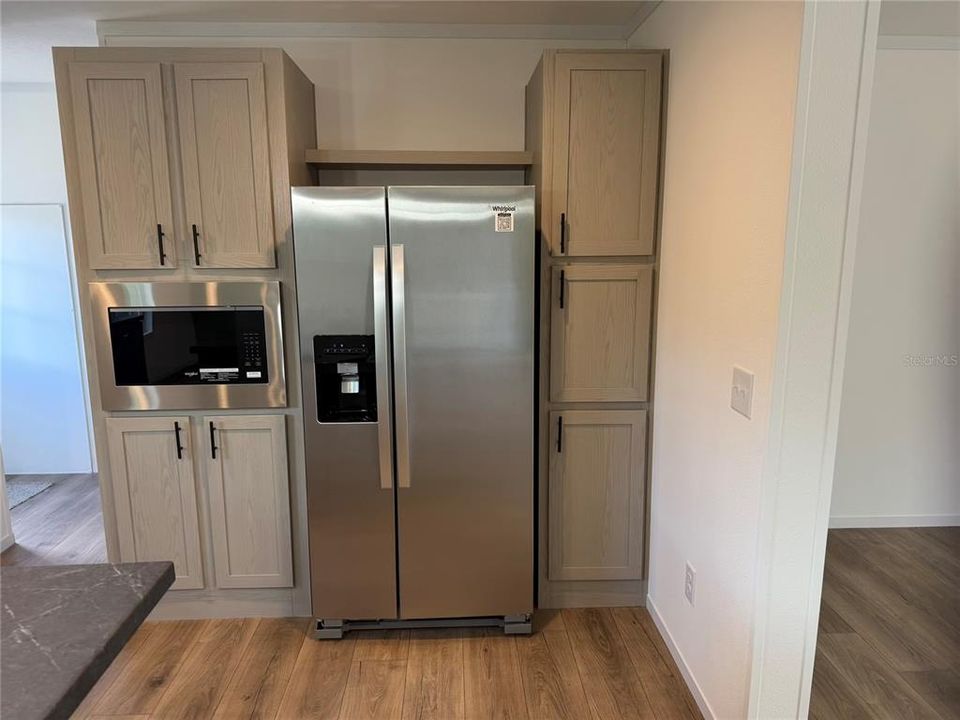 На продажу: $249,900 (3 спален, 2 ванн, 1493 Квадратных фут)