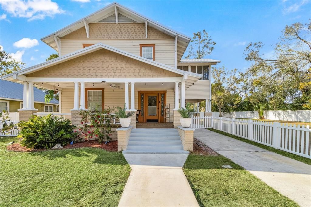 На продажу: $369,000 (4 спален, 2 ванн, 2128 Квадратных фут)