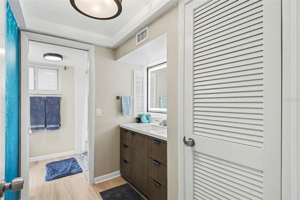 Activo con contrato: $399,900 (3 camas, 2 baños, 1751 Pies cuadrados)