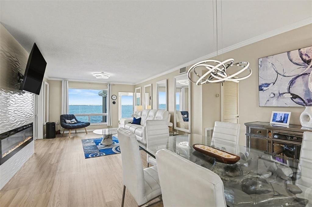 Activo con contrato: $399,900 (3 camas, 2 baños, 1751 Pies cuadrados)