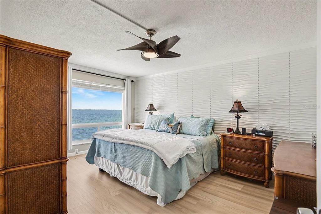 Activo con contrato: $399,900 (3 camas, 2 baños, 1751 Pies cuadrados)