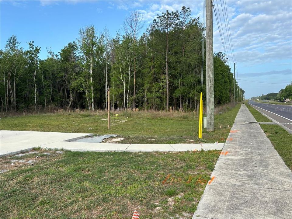 待售: $79,000 (0.88 acres)