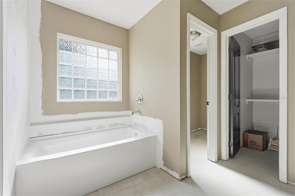 For Sale: $429,900 (4 beds, 3 baths, 3009 Square Feet)