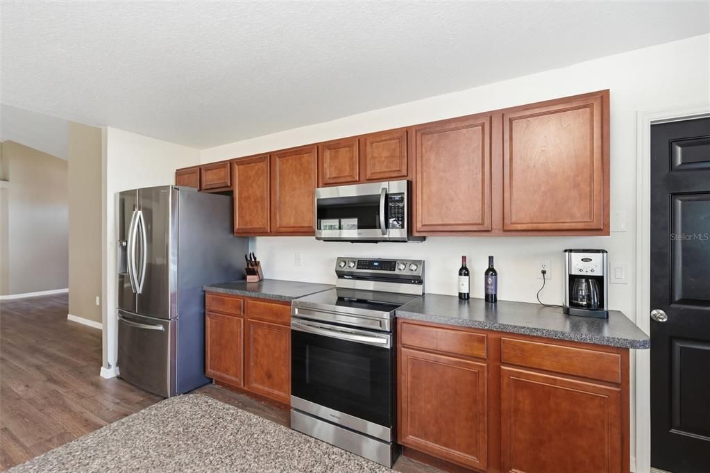 For Sale: $429,900 (4 beds, 3 baths, 3009 Square Feet)