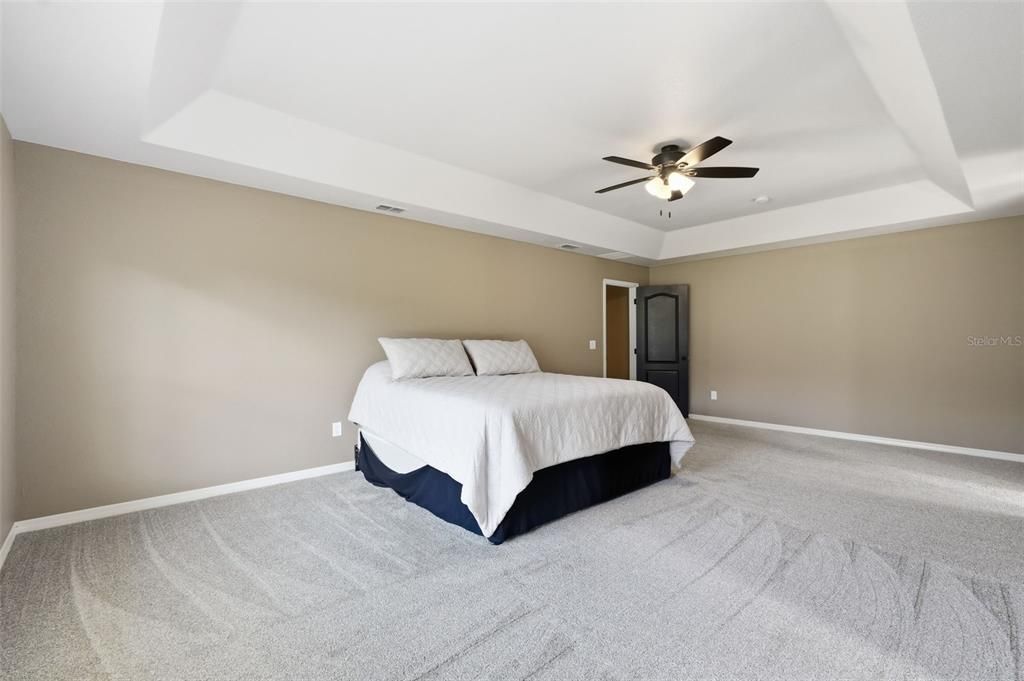 For Sale: $429,900 (4 beds, 3 baths, 3009 Square Feet)