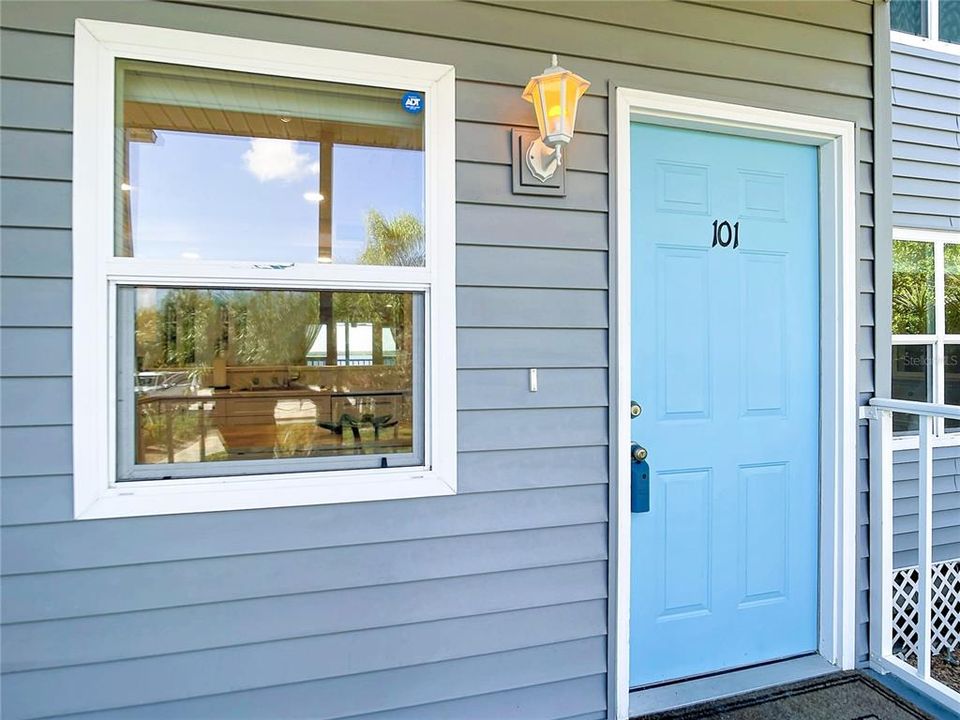 For Sale: $260,000 (2 beds, 2 baths, 1120 Square Feet)