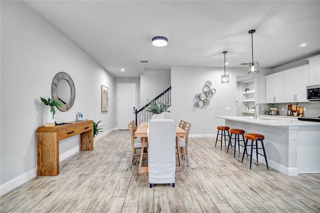 На продажу: $405,000 (3 спален, 2 ванн, 2281 Квадратных фут)
