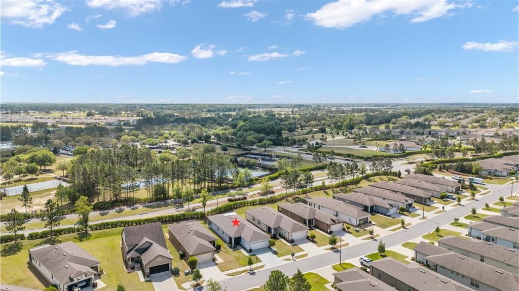 Под контрактом: $309,990 (2 спален, 2 ванн, 1406 Квадратных фут)