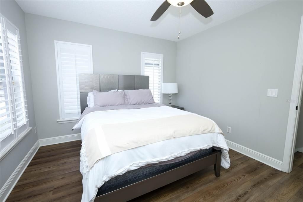 For Sale: $599,900 (3 beds, 3 baths, 1330 Square Feet)