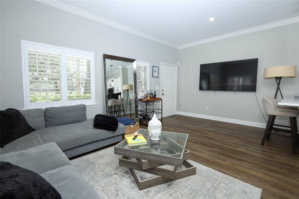 For Sale: $599,900 (3 beds, 3 baths, 1330 Square Feet)