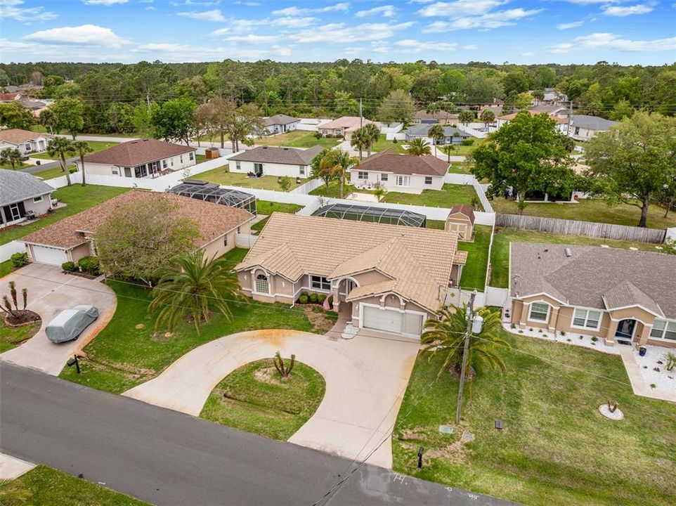 Activo con contrato: $387,000 (3 camas, 2 baños, 2160 Pies cuadrados)