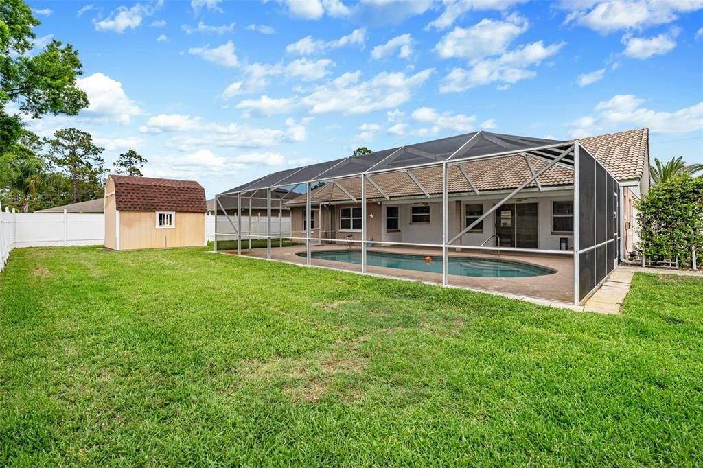 Activo con contrato: $387,000 (3 camas, 2 baños, 2160 Pies cuadrados)