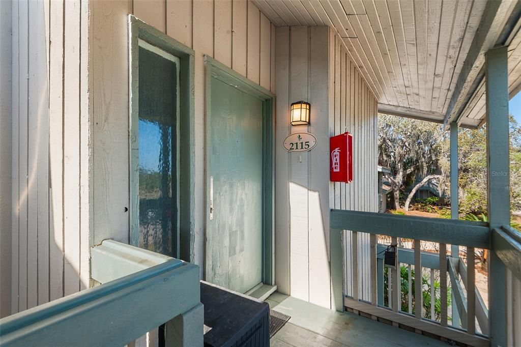 Active With Contract: $74,950 (2 beds, 1 baths, 974 Square Feet)