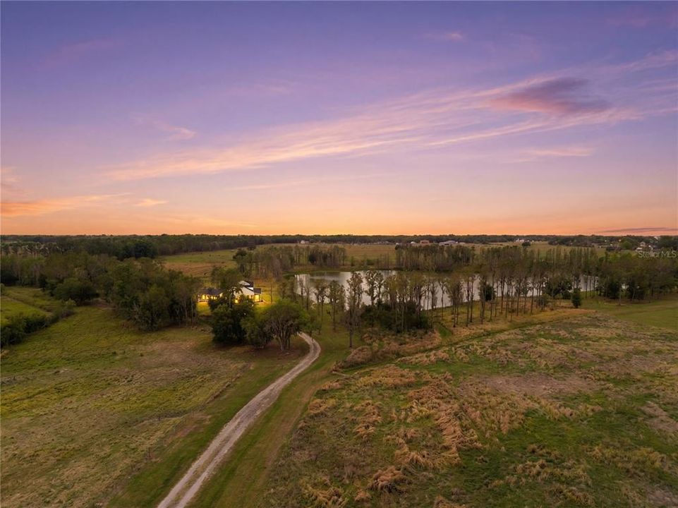 En Venta: $199,999 (2.05 acres)