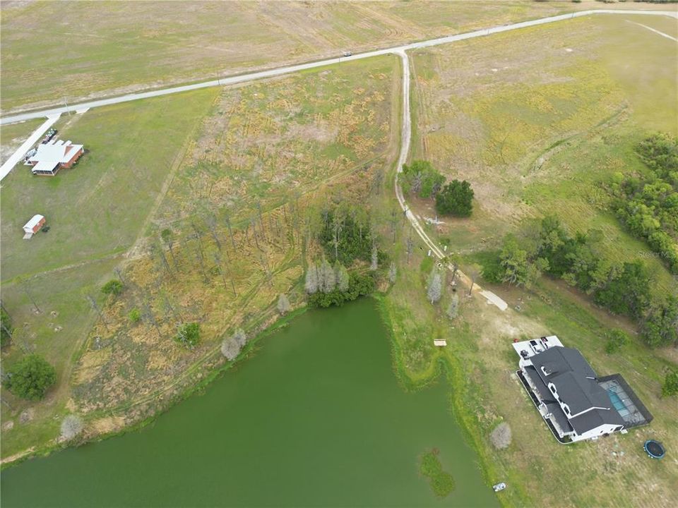 En Venta: $199,999 (2.05 acres)