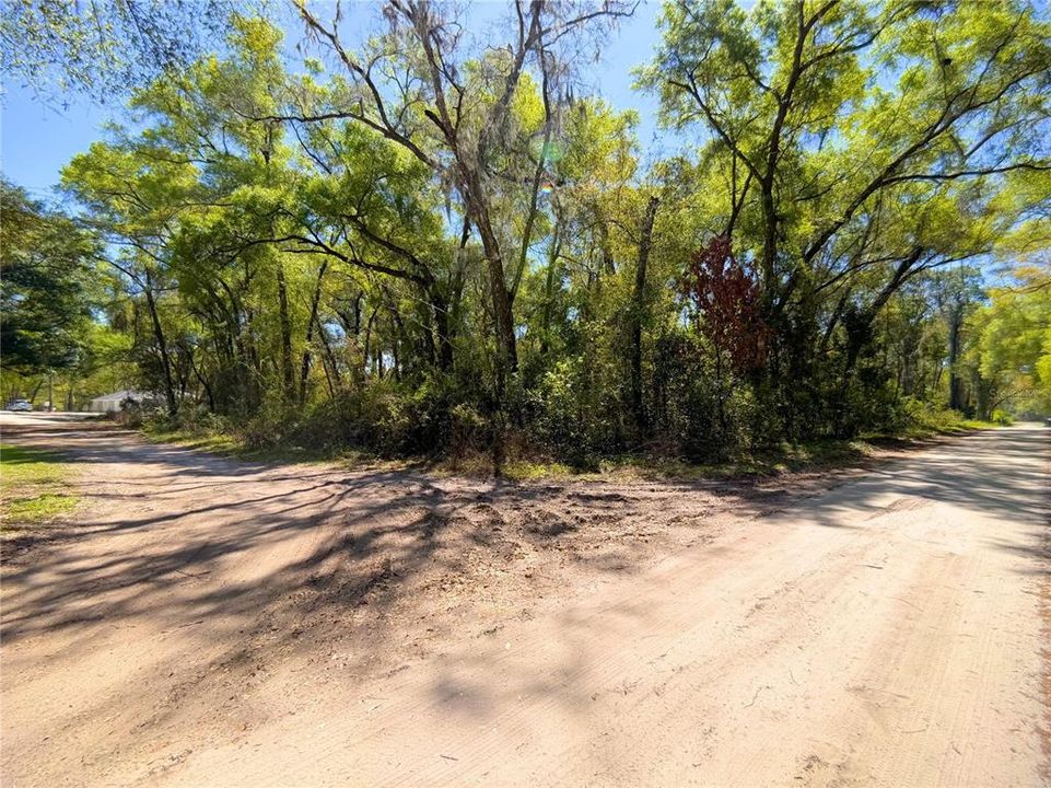 En Venta: $39,900 (0.43 acres)