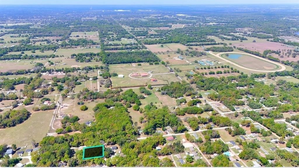 En Venta: $39,900 (0.43 acres)