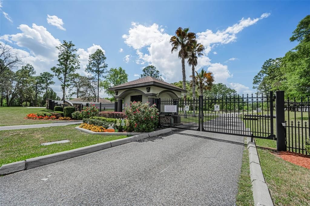 For Sale: $519,900 (4 beds, 3 baths, 2367 Square Feet)