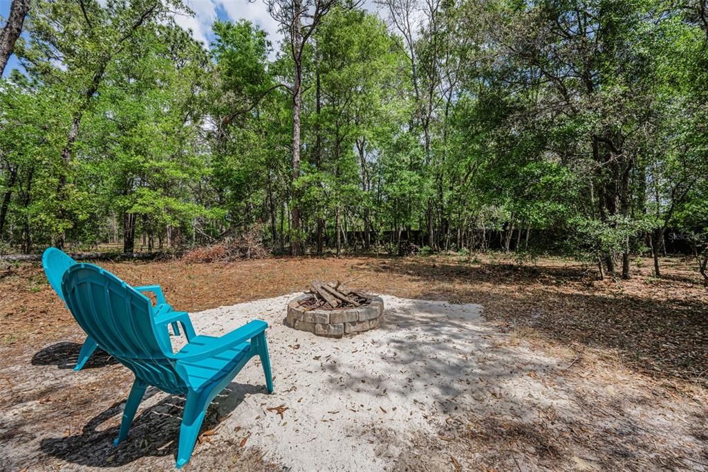 For Sale: $519,900 (4 beds, 3 baths, 2367 Square Feet)