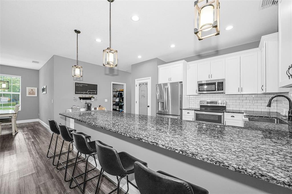For Sale: $519,900 (4 beds, 3 baths, 2367 Square Feet)