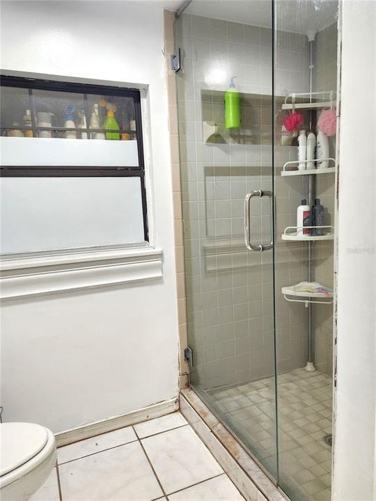 En Venta: $575,000 (4 camas, 4 baños, 4000 Pies cuadrados)