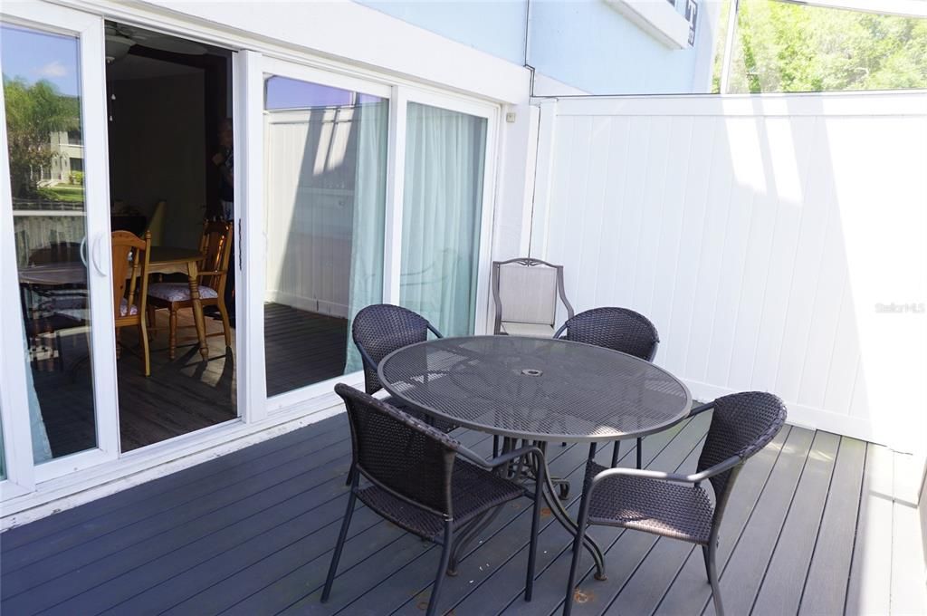 For Sale: $268,900 (2 beds, 2 baths, 1368 Square Feet)