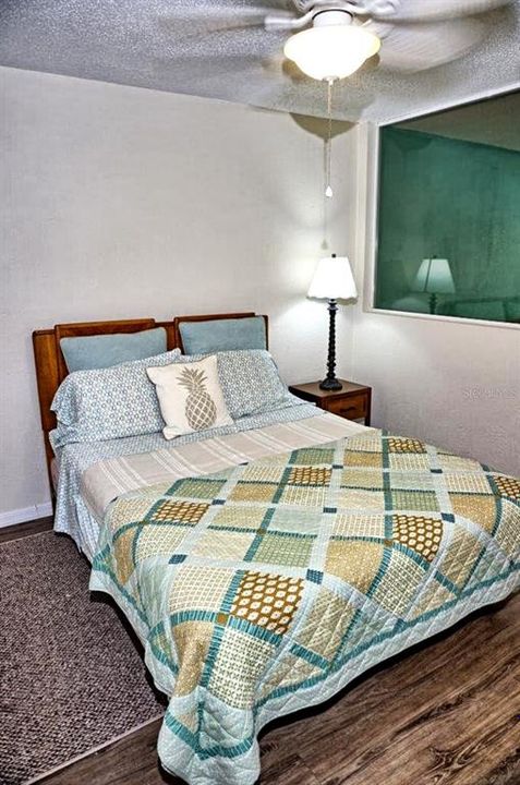 For Sale: $268,900 (2 beds, 2 baths, 1368 Square Feet)