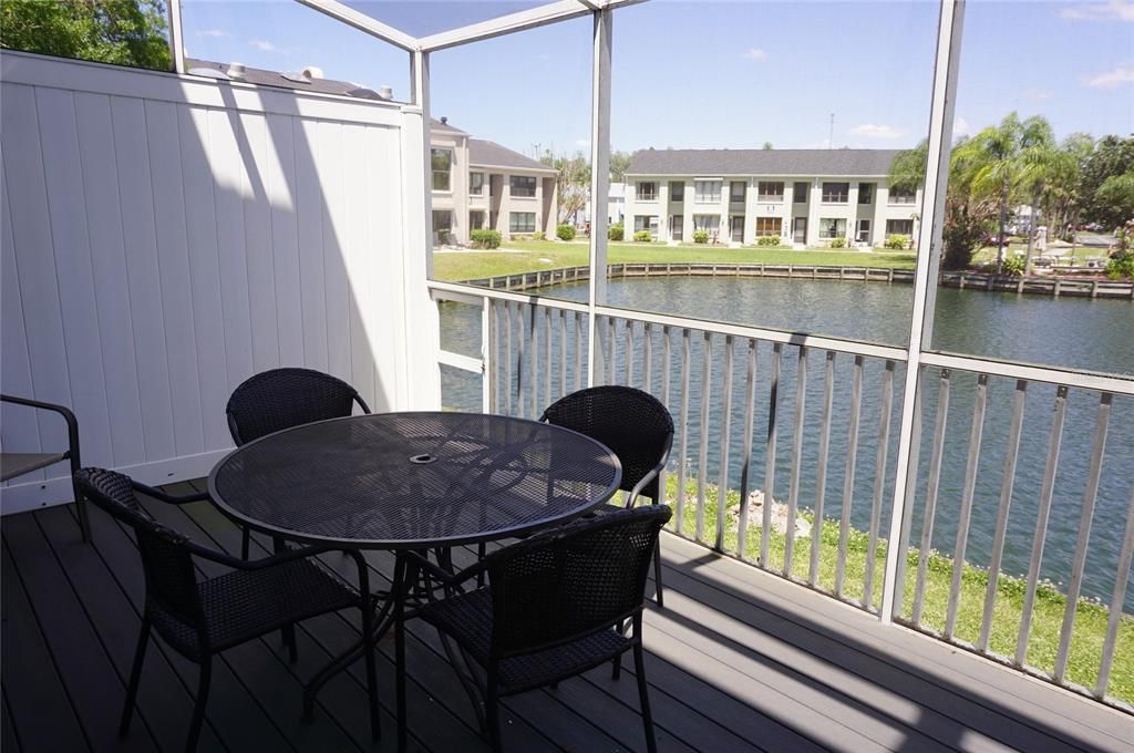 For Sale: $268,900 (2 beds, 2 baths, 1368 Square Feet)