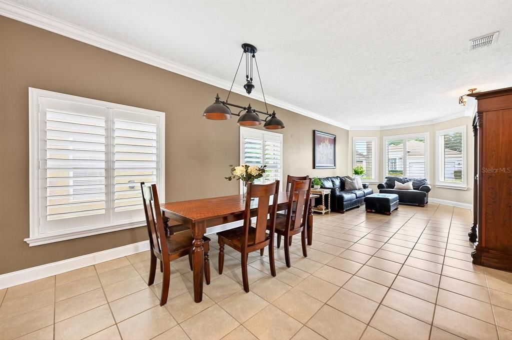 Active With Contract: $450,000 (4 beds, 2 baths, 1880 Square Feet)