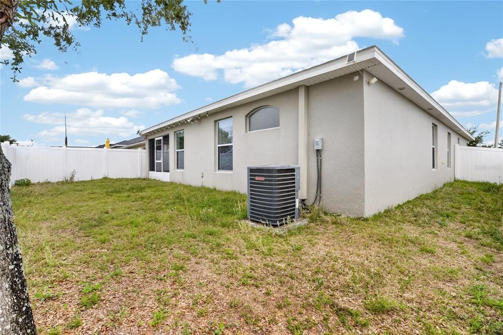 Active With Contract: $2,200 (4 beds, 2 baths, 1749 Square Feet)