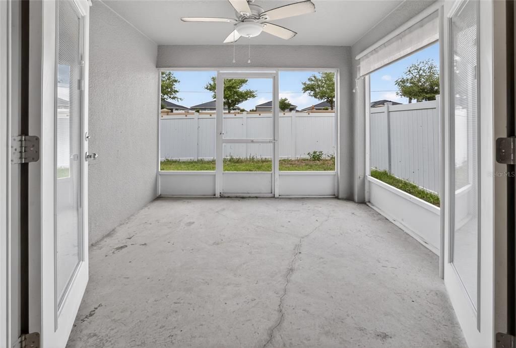 Active With Contract: $2,200 (4 beds, 2 baths, 1749 Square Feet)