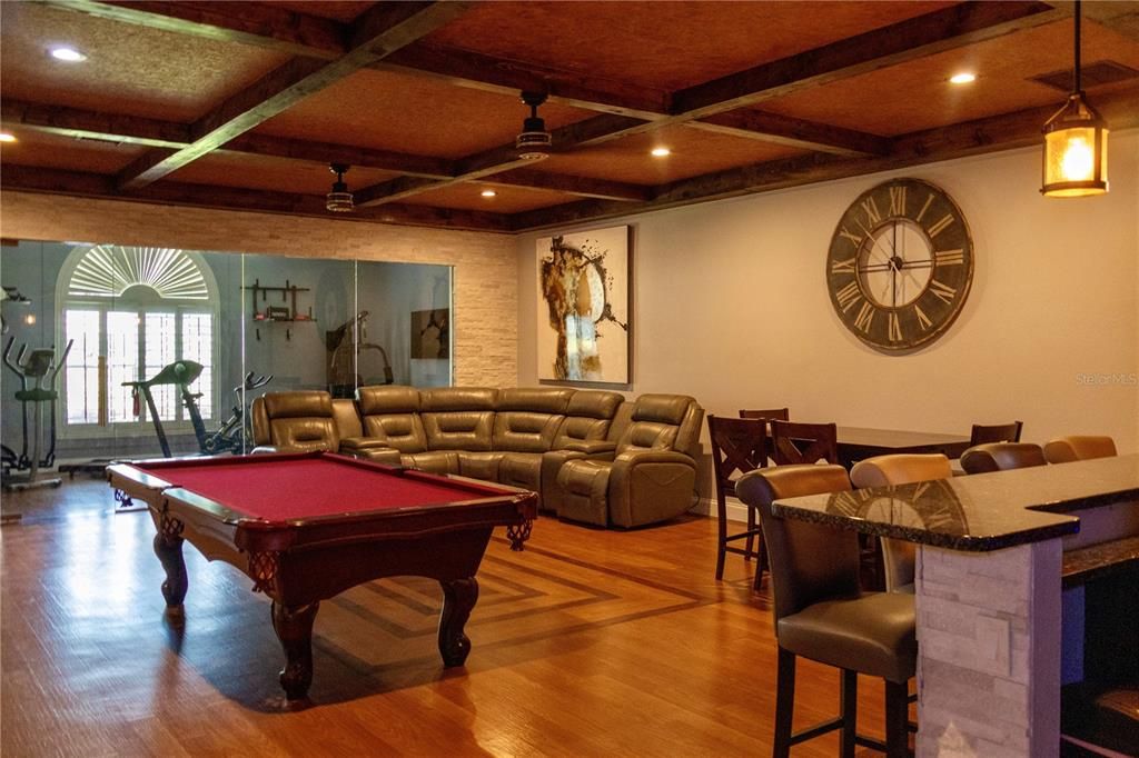 En Venta: $1,085,000 (5 camas, 4 baños, 4209 Pies cuadrados)