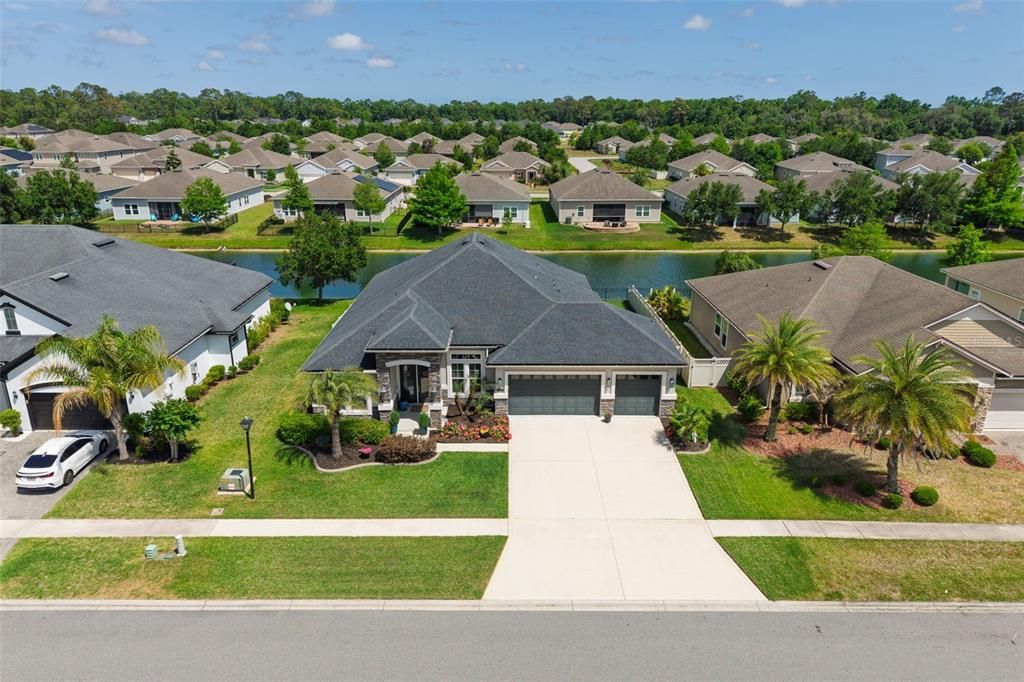For Sale: $650,000 (4 beds, 3 baths, 2517 Square Feet)