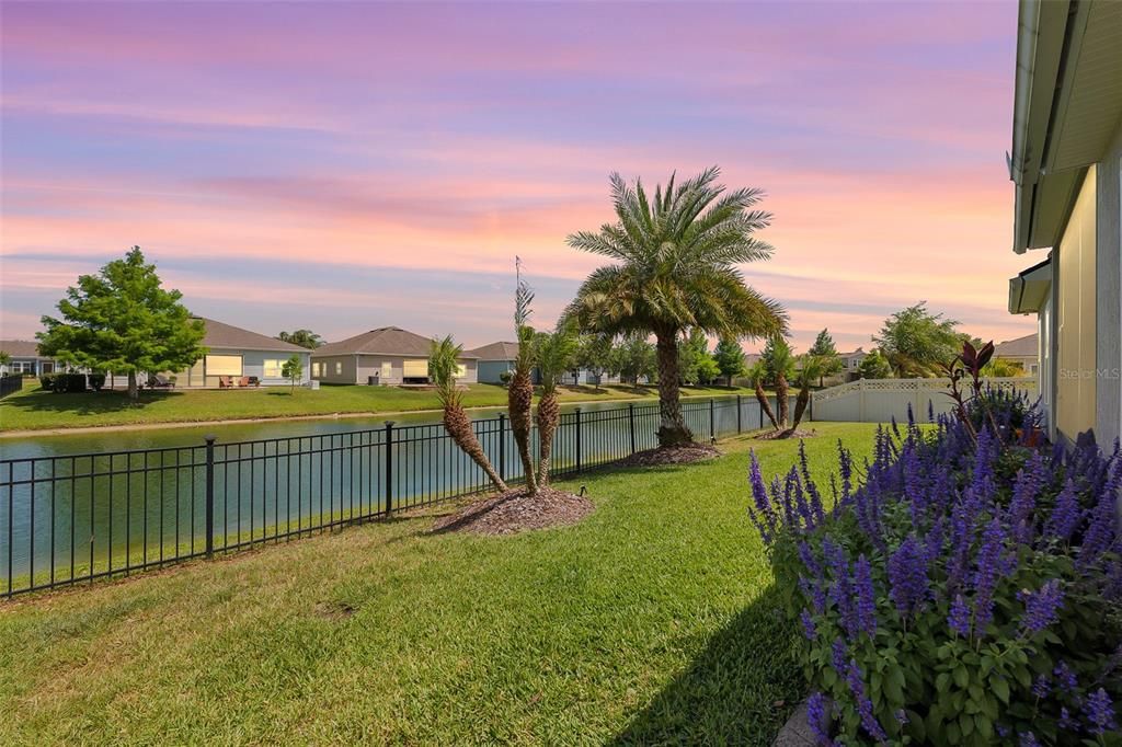 For Sale: $650,000 (4 beds, 3 baths, 2517 Square Feet)