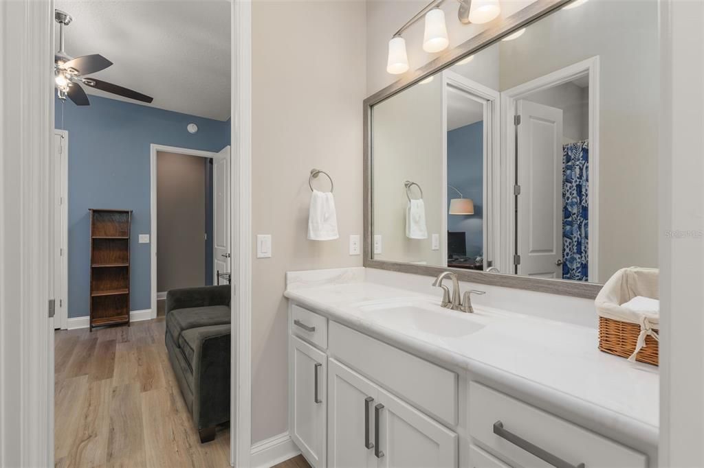 For Sale: $650,000 (4 beds, 3 baths, 2517 Square Feet)