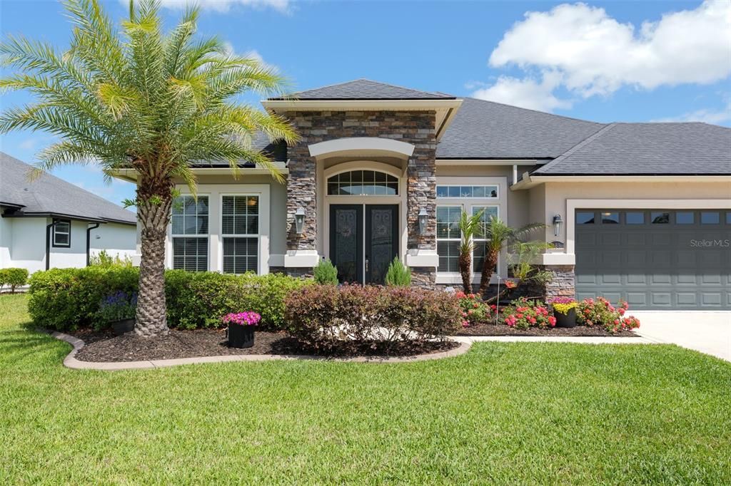 For Sale: $650,000 (4 beds, 3 baths, 2517 Square Feet)
