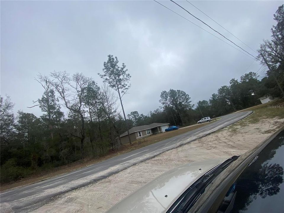 待售: $44,500 (1.25 acres)