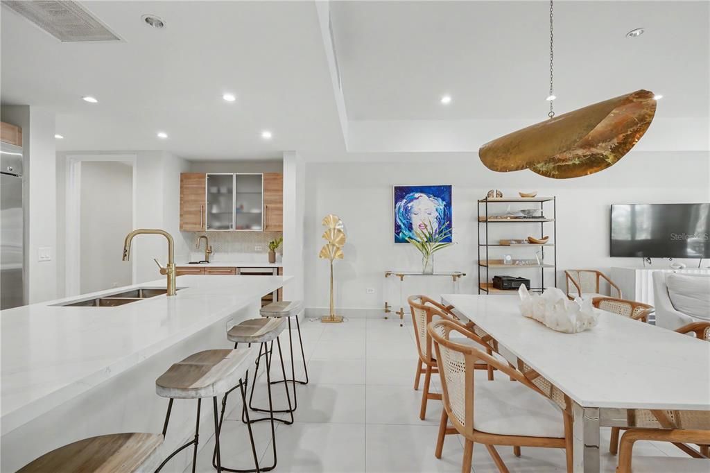 En Venta: $3,200,000 (3 camas, 3 baños, 2306 Pies cuadrados)